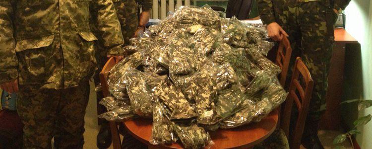153 пари рукавиць для снайперів