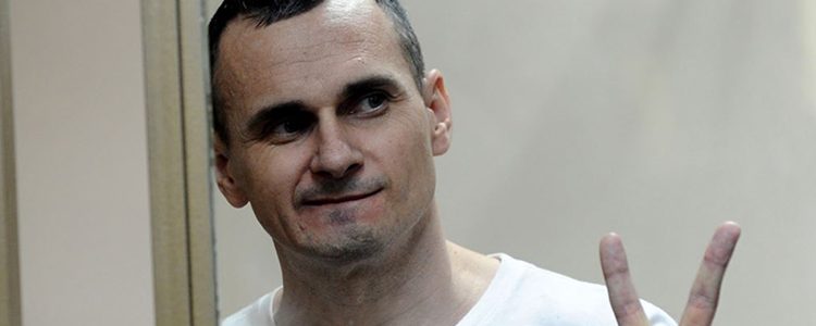 Sentsov suffers kidney and heart problems